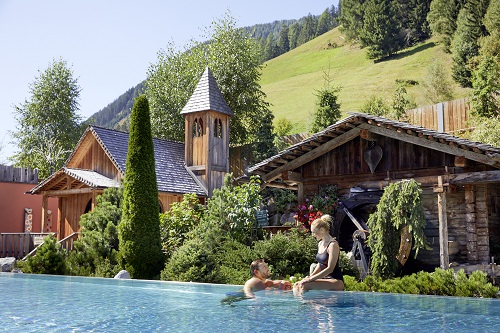 Hotel Quelle - nature spa resort ***** Gsieser Tal , Südtirol - Wellness- & Spa-Hotel, Wanderhotel, Gourmethotel, Romantische Hotels, Familienhotel